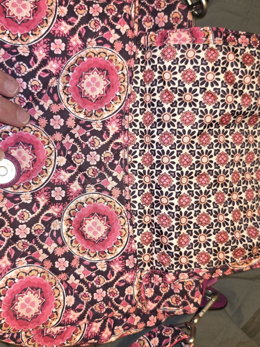 Vera Bradley Raspberry Medallion Mini Carson In Performance Twill - Picture 6 of 11
